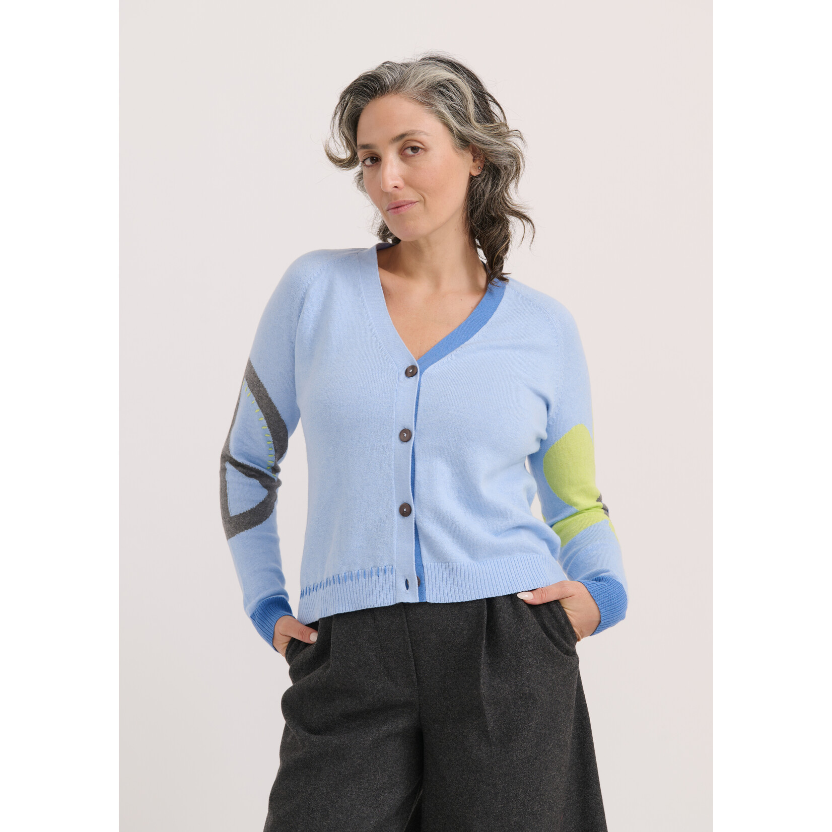 7538 Peace  Cardi