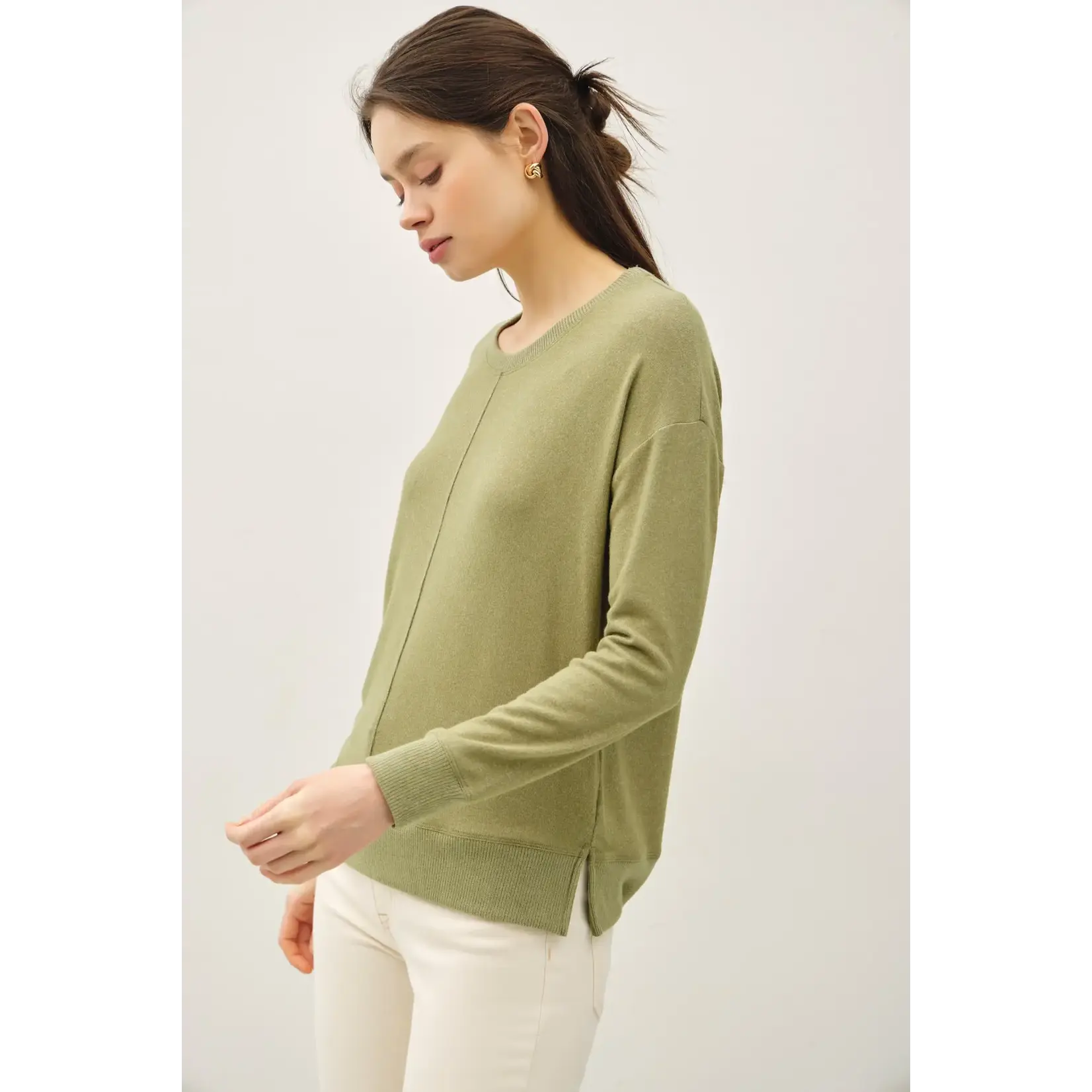 19100 Round Neck Hacci Pull Over