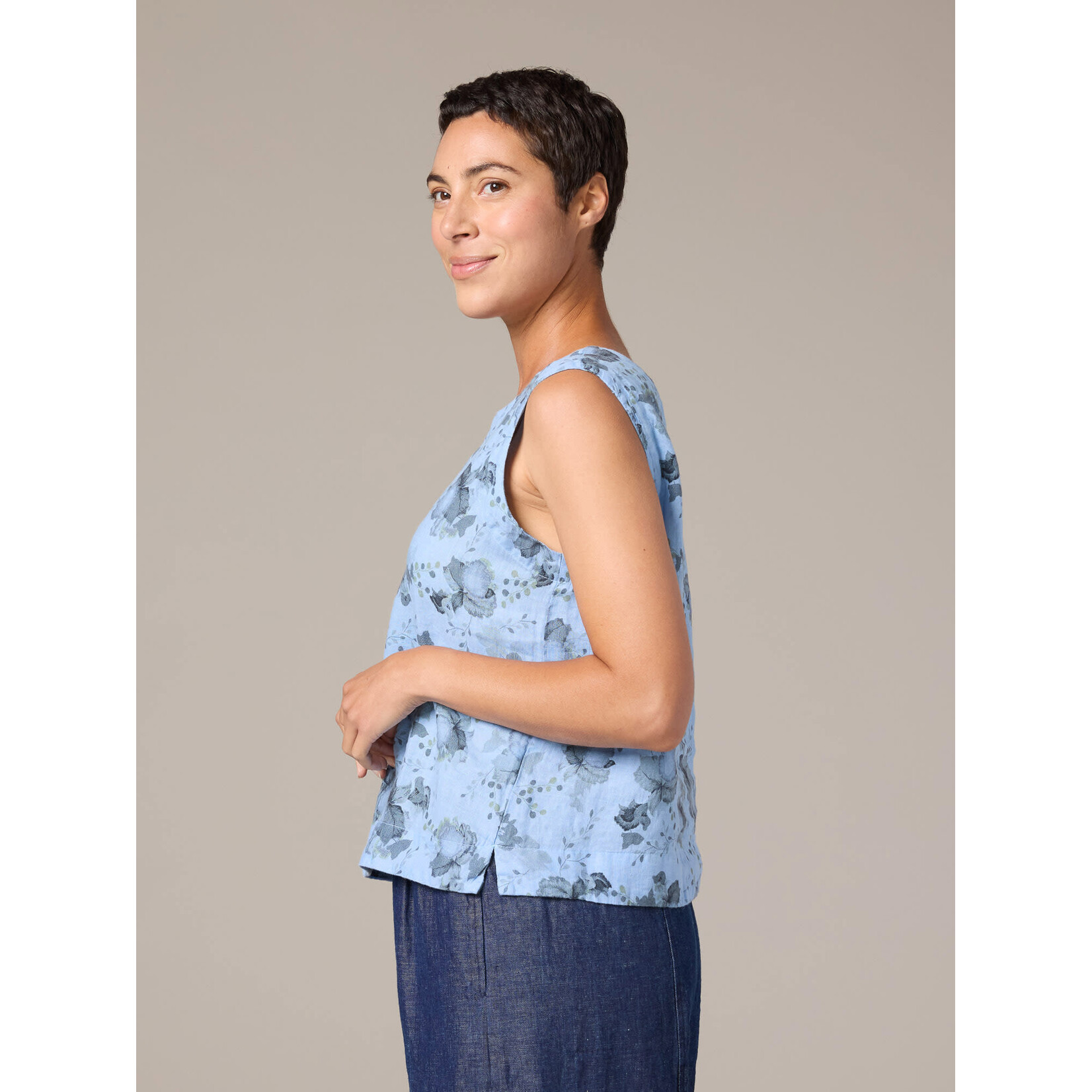 4705331 Floral Shell w/Facing