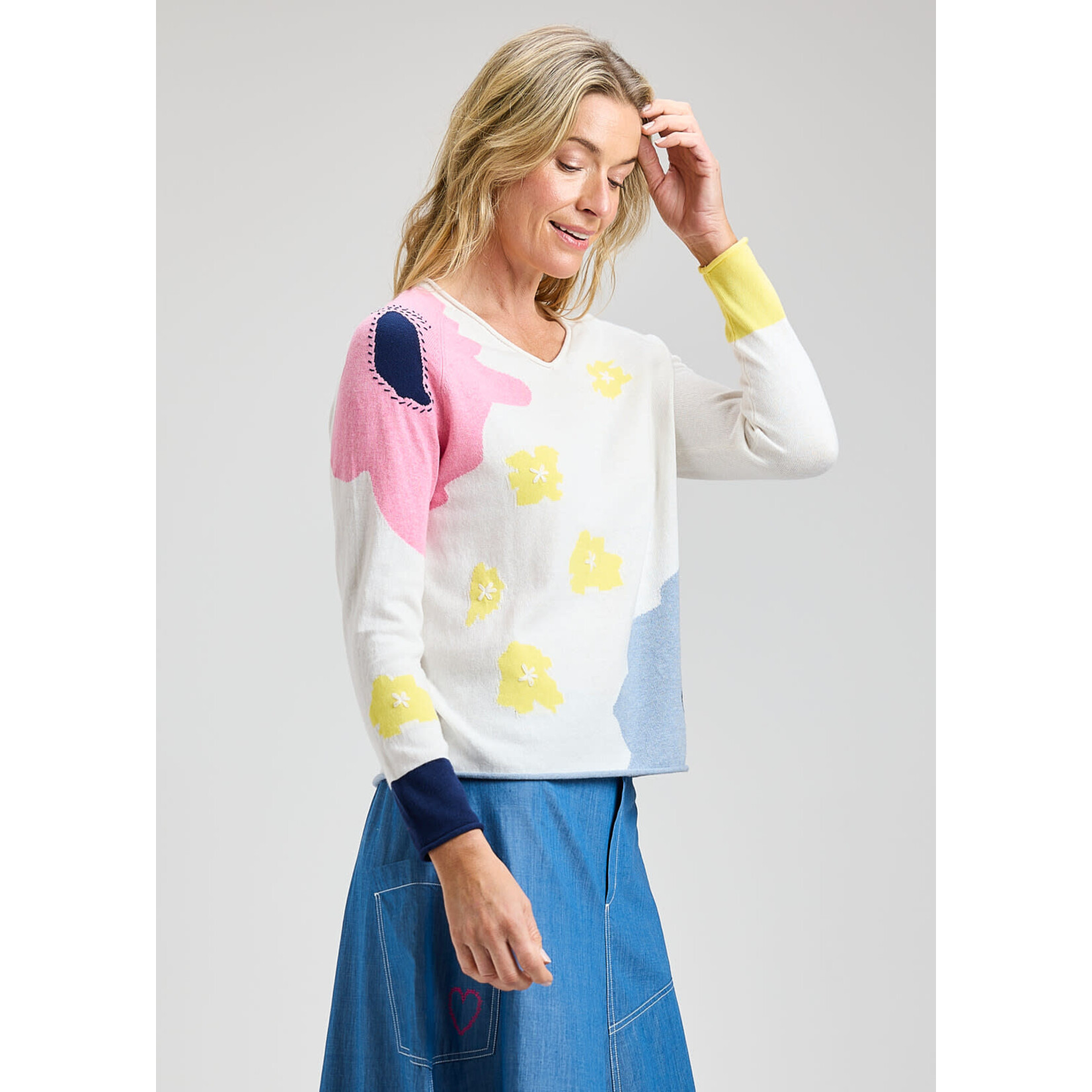 ZP8425U Garden Pond Sweater
