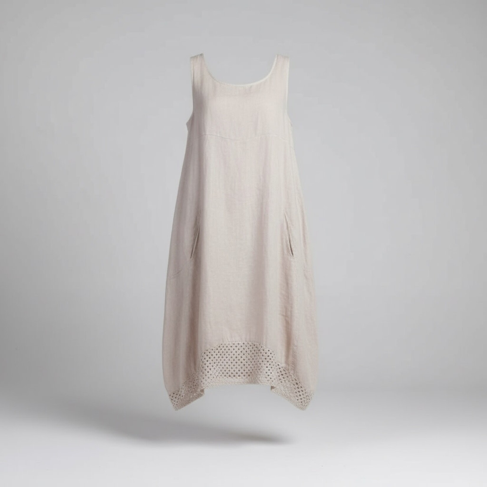 19337-Luna w/crochet