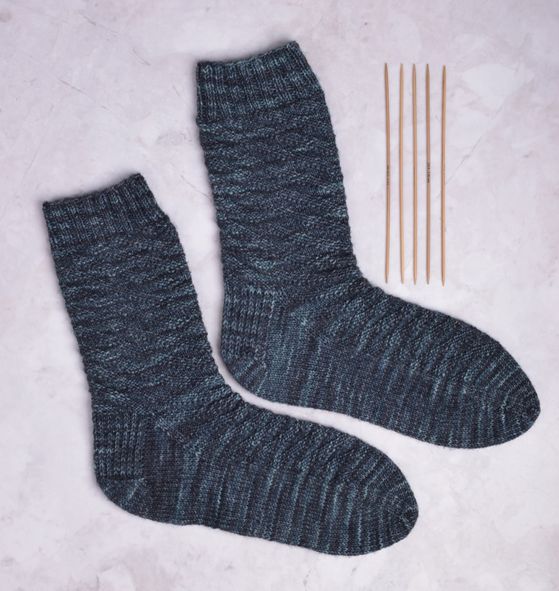 Feature Pattern of the Week - Storm Chaser Socks