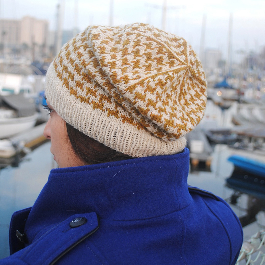Feature Pattern of the Week - Houndstooth Slouch