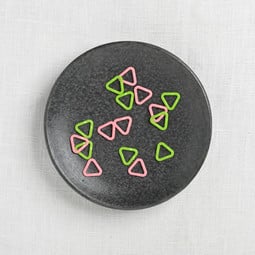 Image of Clover Stitch Markers Triangle (small)