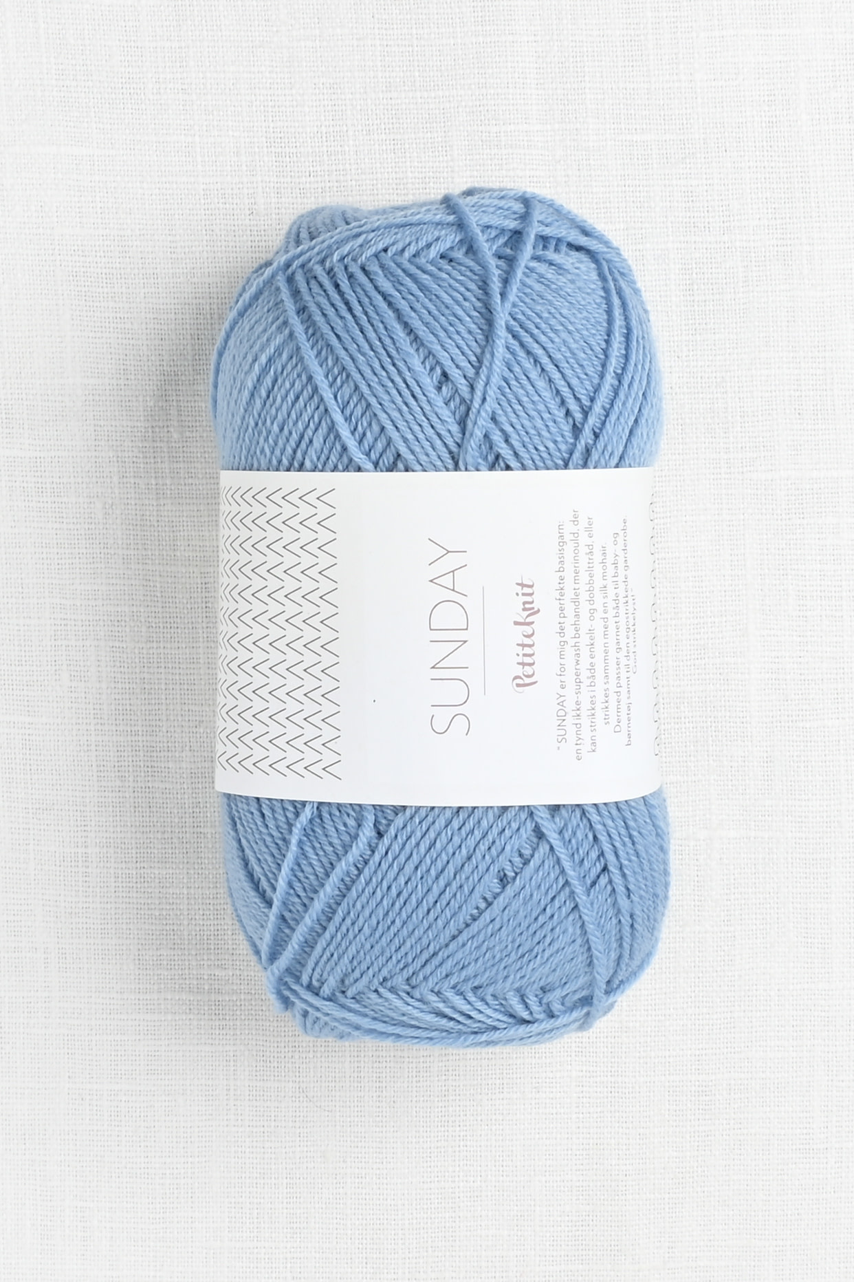 Garn Sunday 6043 Baby Blue - Wool and Company Fine Yarn