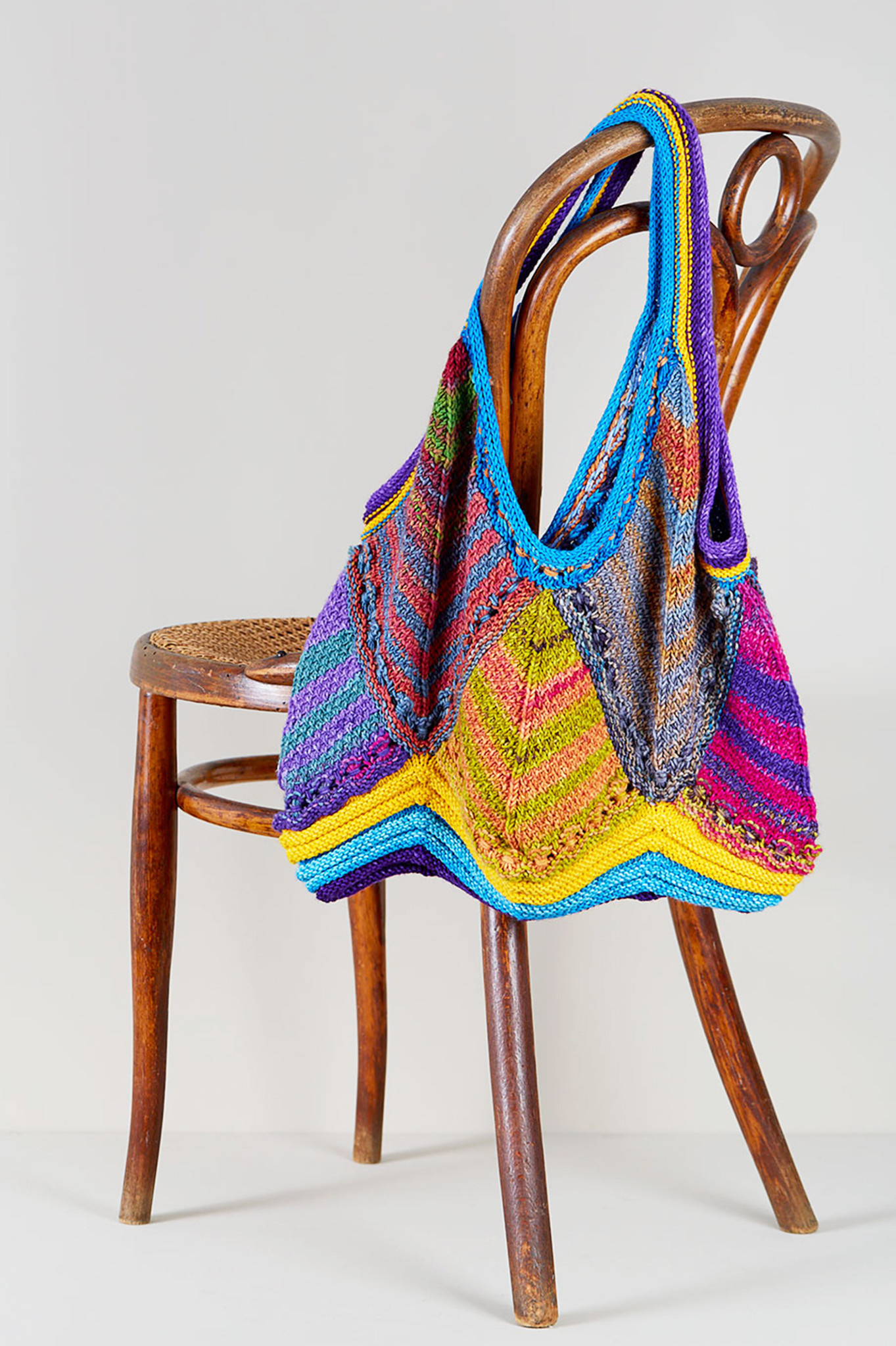 Urth Yarns Scrapbuster Satchel Kit Bright Wool and Company Fine Yarn