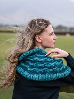 Image of Capricorn Cowl by Luciana Etche
