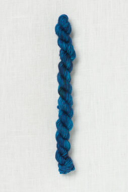 Image of Madelinetosh Unicorn Tails Submerse