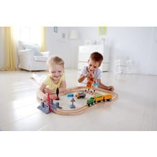 HAPE CROSSING & CRANE SET