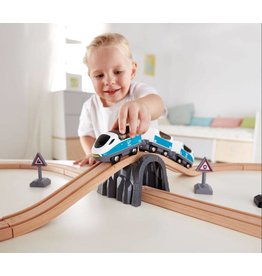 HAPE FIGURE 8 PASSENGER TRAIN SET