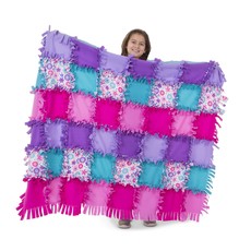 MELISSA AND DOUG CREATED BY ME FLOWER FLEECE QUILT