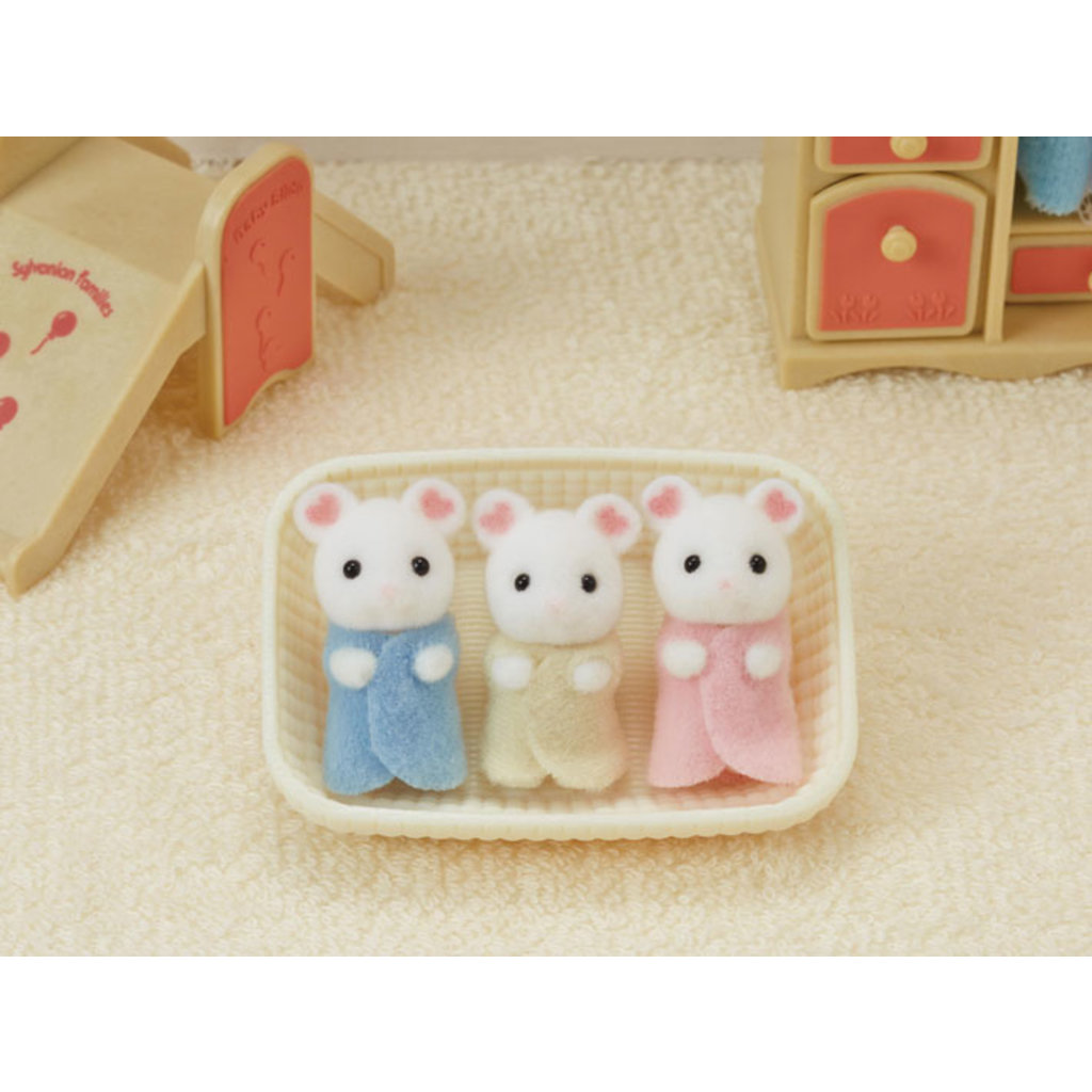 CALICO CRITTERS MARSHMALLOW MOUSE TRIPLETS CALICO CRITTERS*