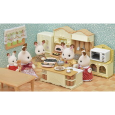 KITCHEN ISLAND CALICO CRITTERS