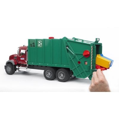 BRUDER TOYS AMERICA MACK GRANITE GARBAGE TRUCK