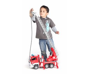 MAN FIRE ENGINE THE TOY STORE