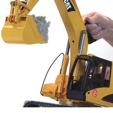 BRUDER TOYS AMERICA CATERPILLAR EXCAVATOR