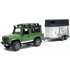 BRUDER TOYS AMERICA LAND ROVER WITH HORSE TRAILER