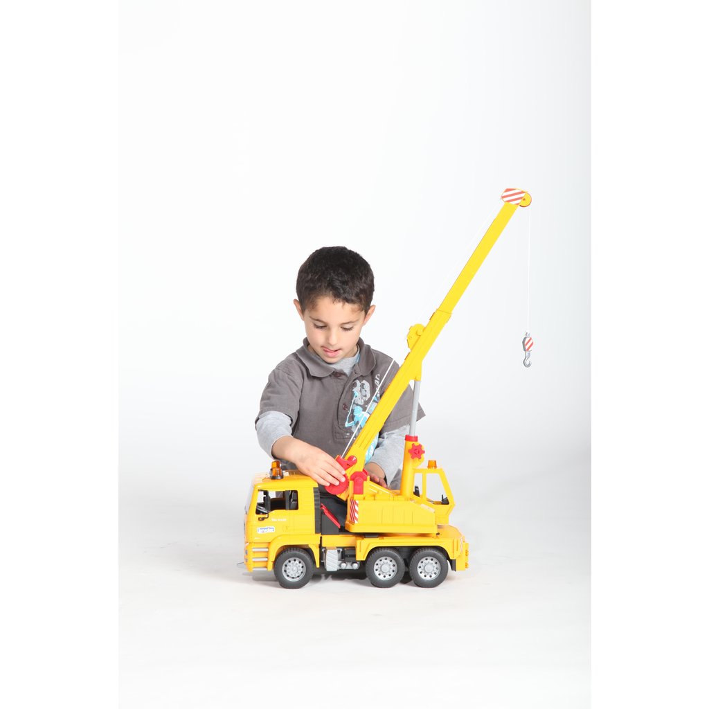 BRUDER TOYS AMERICA CRANE TRUCK