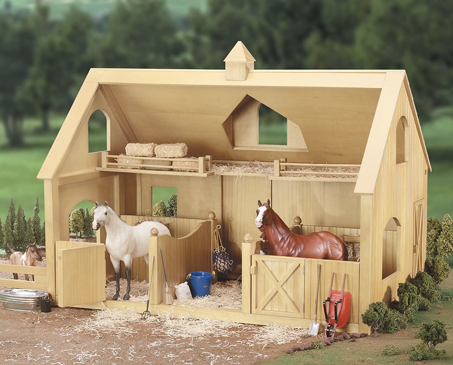 BREYER BARN DELUXE WOOD