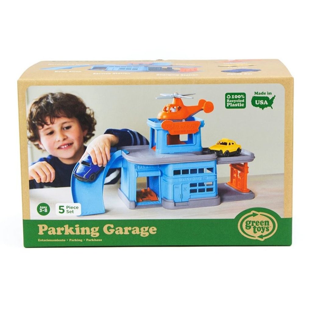 GREEN TOYS RECYCLED PARKING GARAGE*