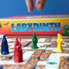 RAVENSBURGER USA LABYRINTH