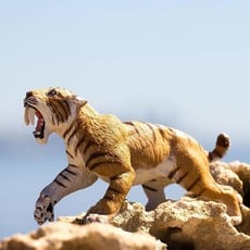 SAFARI SAFARI SMILODON
