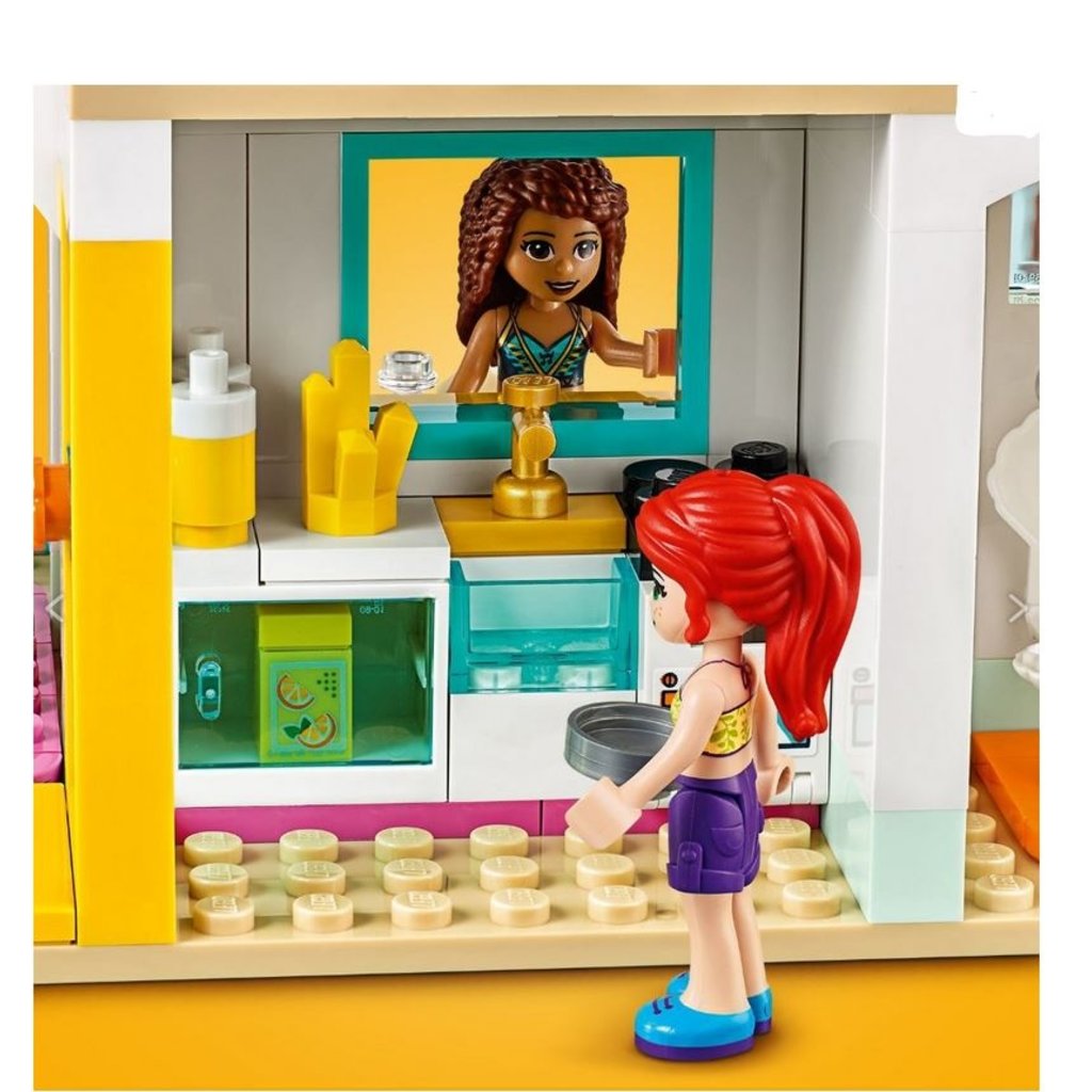 lego beach girl