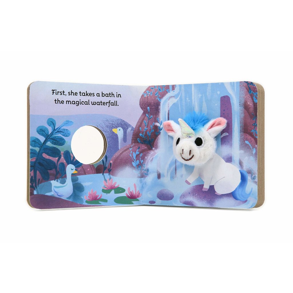 CHRONICLE PUBLISHING BABY UNICORN FINGER PUPPET BOOK