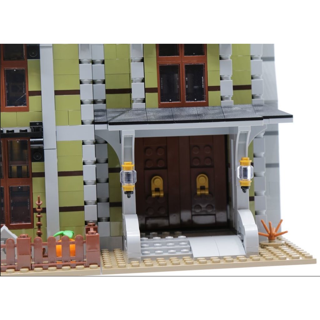 LEGO HAUNTED HOUSE*