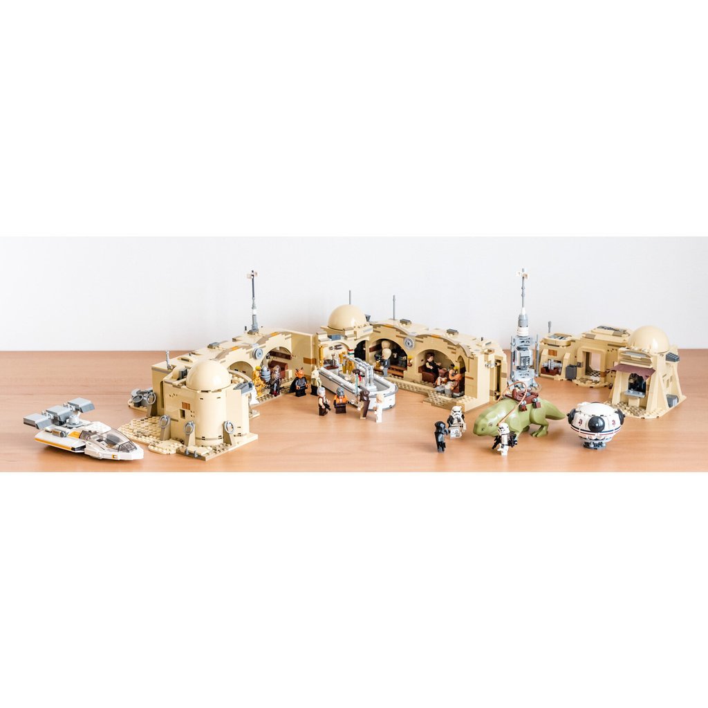 LEGO MOS EISLEY CANTINA - UCS EDITION