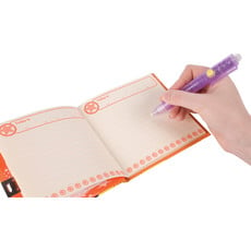 TOYSMITH 2-IN-1 INVISIBLE WRITER