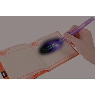 TOYSMITH 2-IN-1 INVISIBLE WRITER