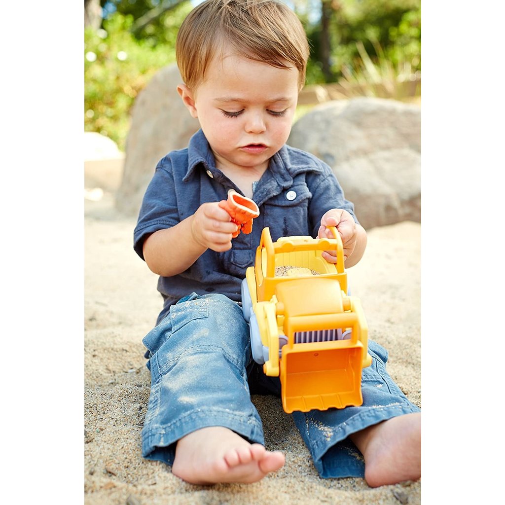 GREEN TOYS RECYCLED SCOOPER CONSTRUCTION TRUCK