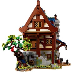 LEGO MEDIEVAL BLACKSMITH*