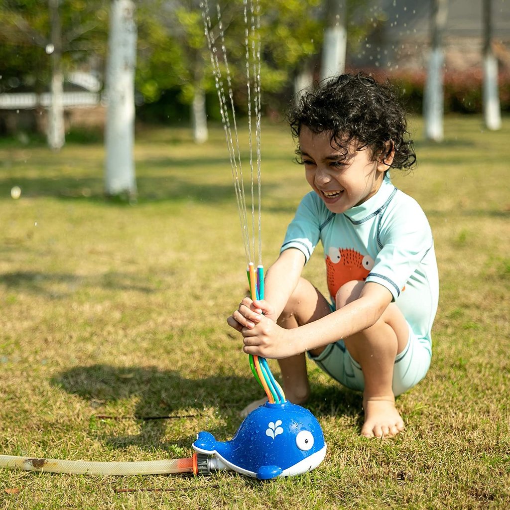 JA-RU WACKY WHALE SPRINKLER**