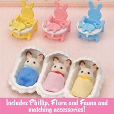 CALICO CRITTERS TRIPLETS CARE SET