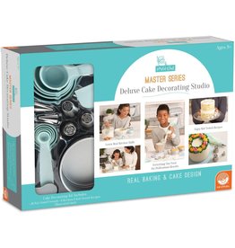 PLAYFUL CHEF DELUXE CAKE DECORATING STUDIO*