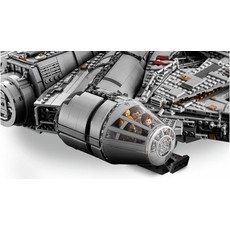 LEGO MILLENNIUM FALCON - UCS EDITION