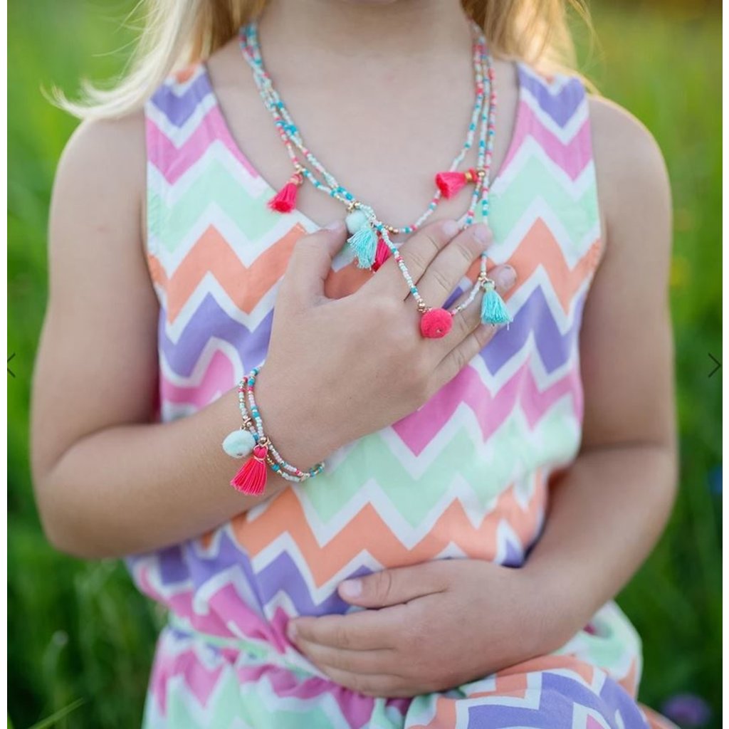 GREAT PRETENDERS NECKLACE & BRACELET SET