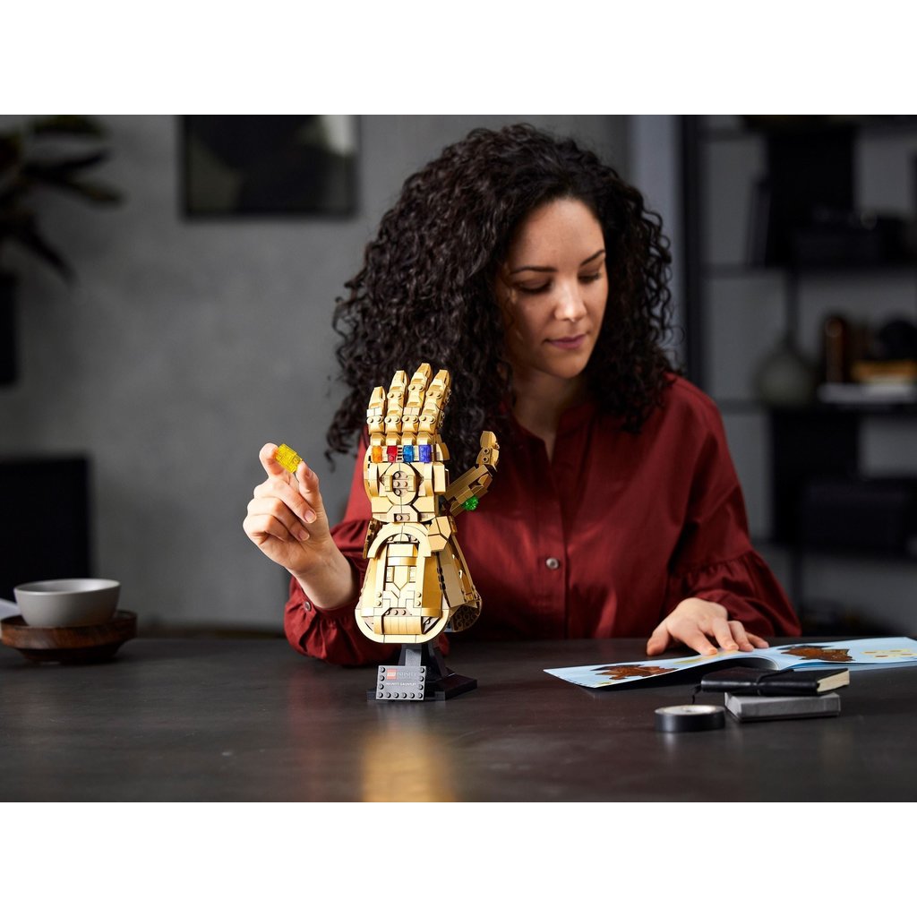 LEGO INFINITY GAUNTLET