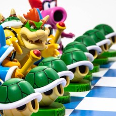 SUPER MARIO SUPER MARIO CHESS COLLECTORS EDITION