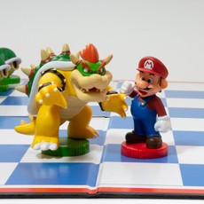 SUPER MARIO SUPER MARIO CHESS COLLECTORS EDITION