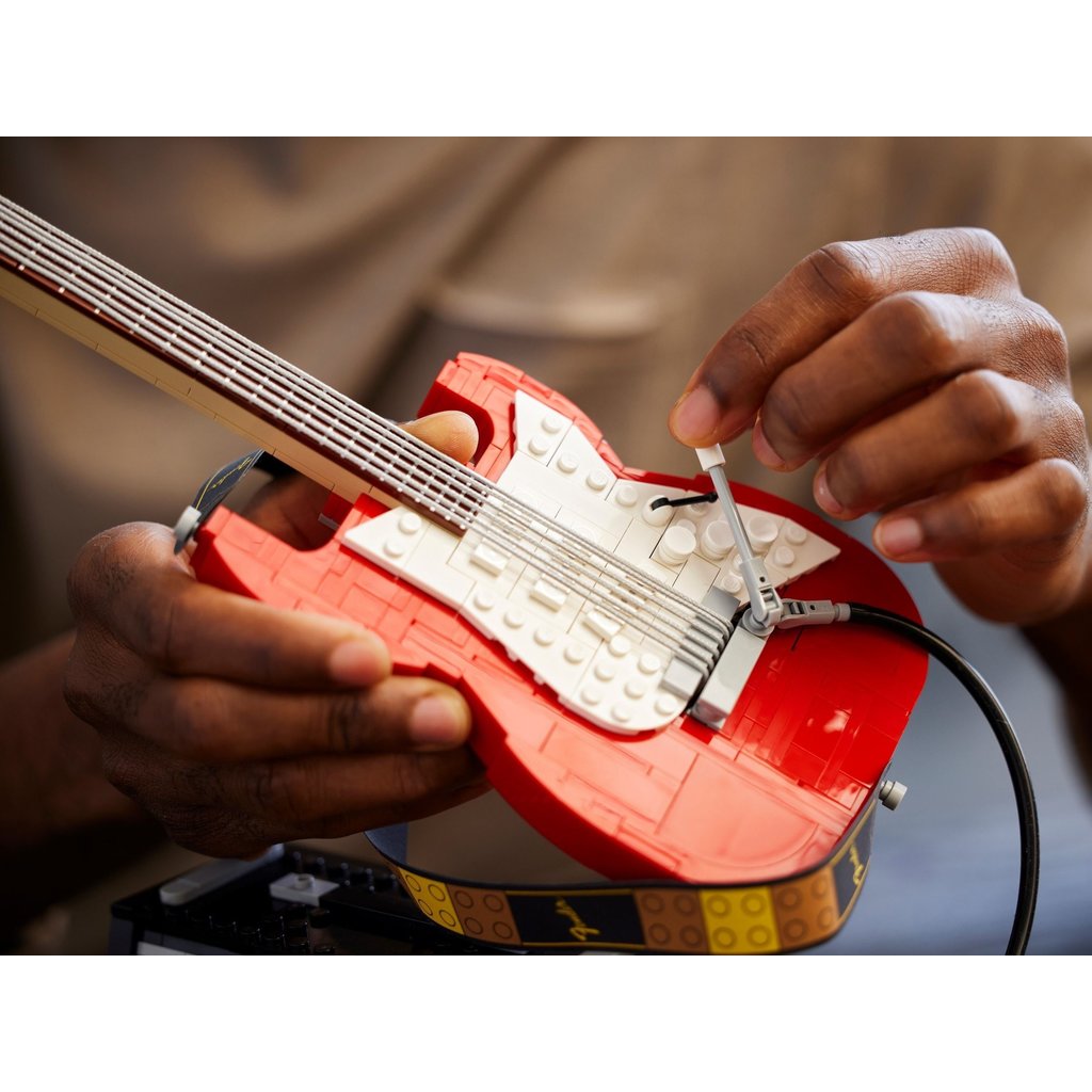 LEGO FENDER STRATOCASTER