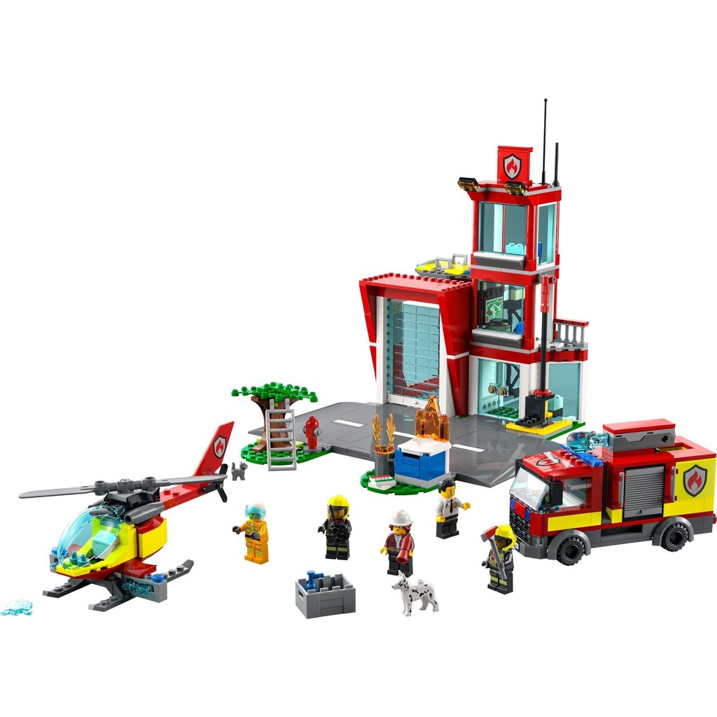 LEGO FIRE STATION (2022)**