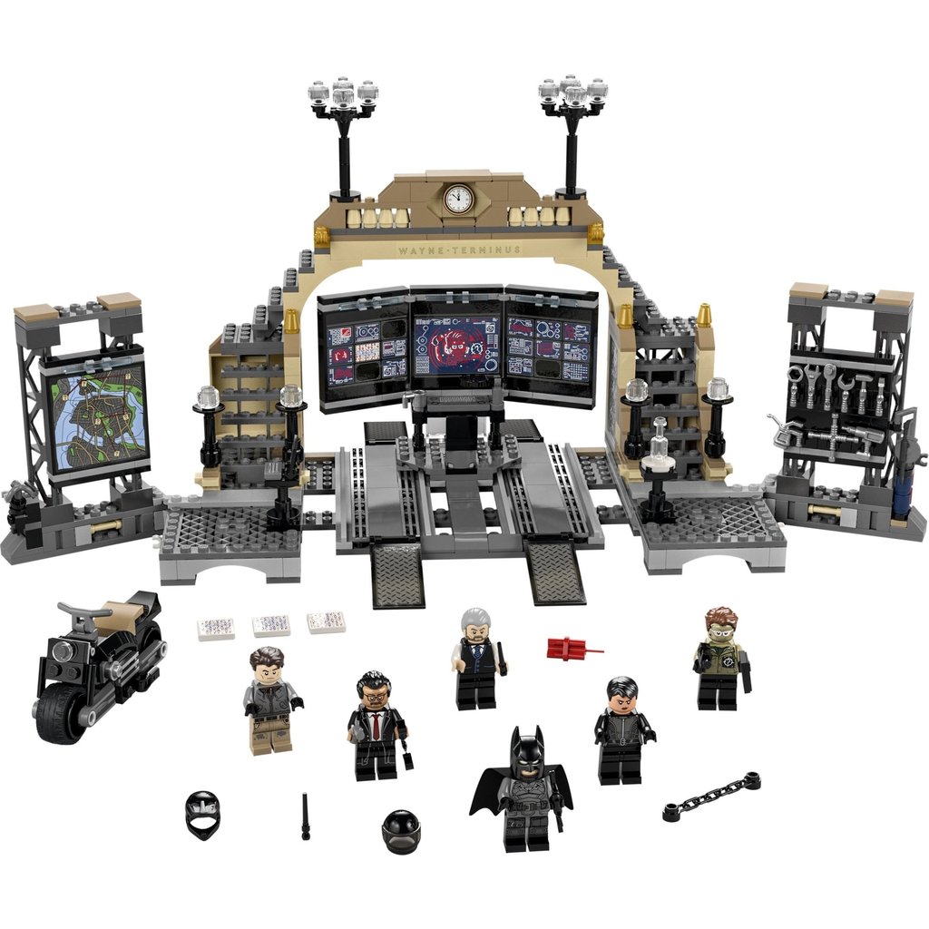 LEGO BATCAVE: THE RIDDLER FACE-OFF