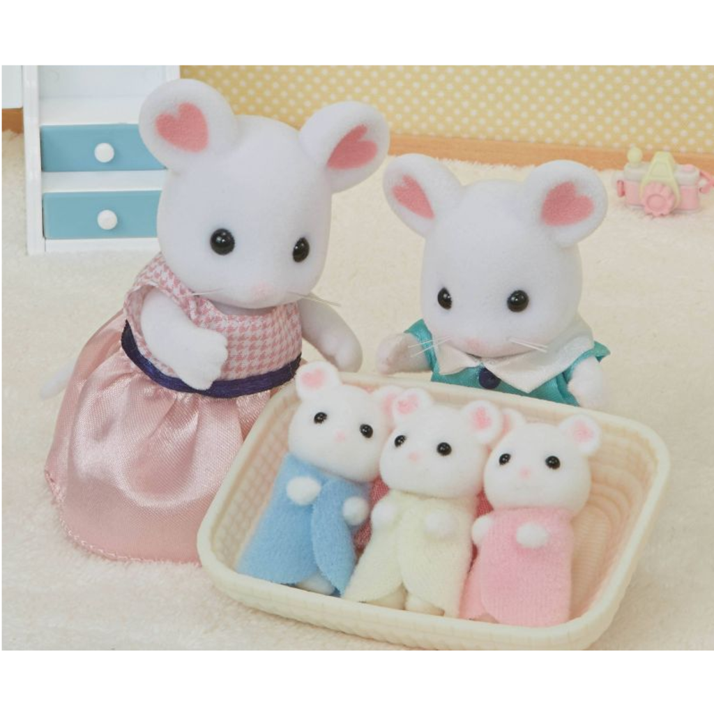CALICO CRITTERS MARSHMALLOW MOUSE TRIPLETS CALICO CRITTERS*