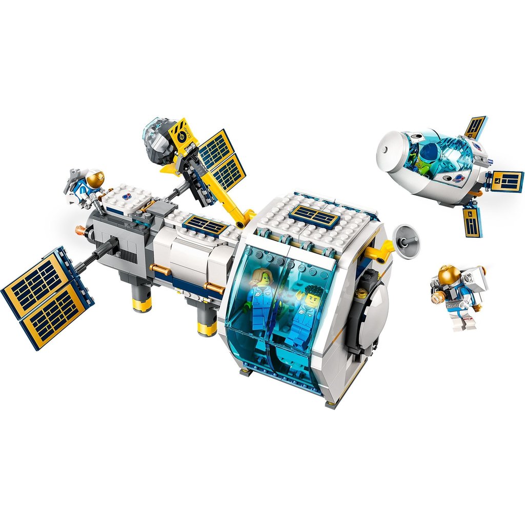 LEGO LUNAR SPACE STATION**