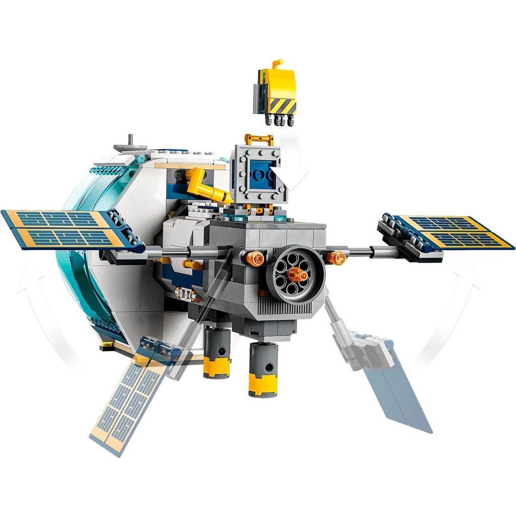 LEGO LUNAR SPACE STATION**