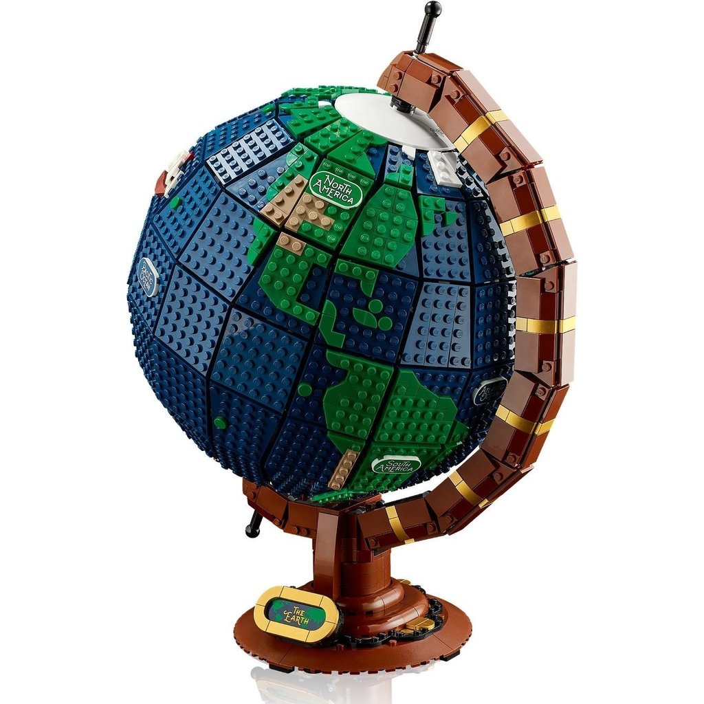 Il set Lego per i viaggiatori: arriva il mappamondo di mattoncini, ecco le  immagini di Lego The Globe!