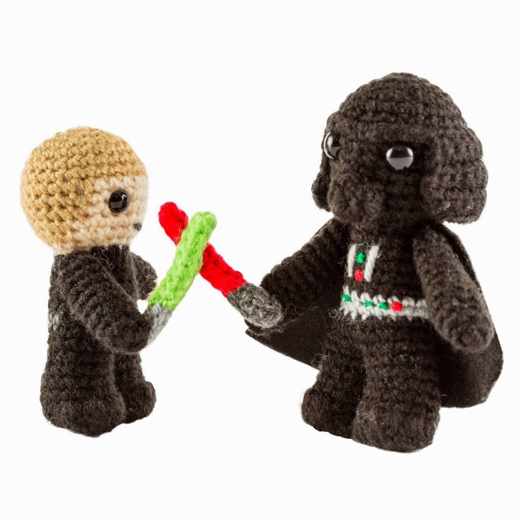 THUNDER BAY PRESS STAR WARS CROCHET